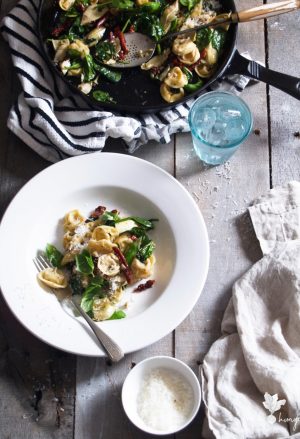 Tortellini with Spinach, Artichokes & Sun-Dried Tomatoes