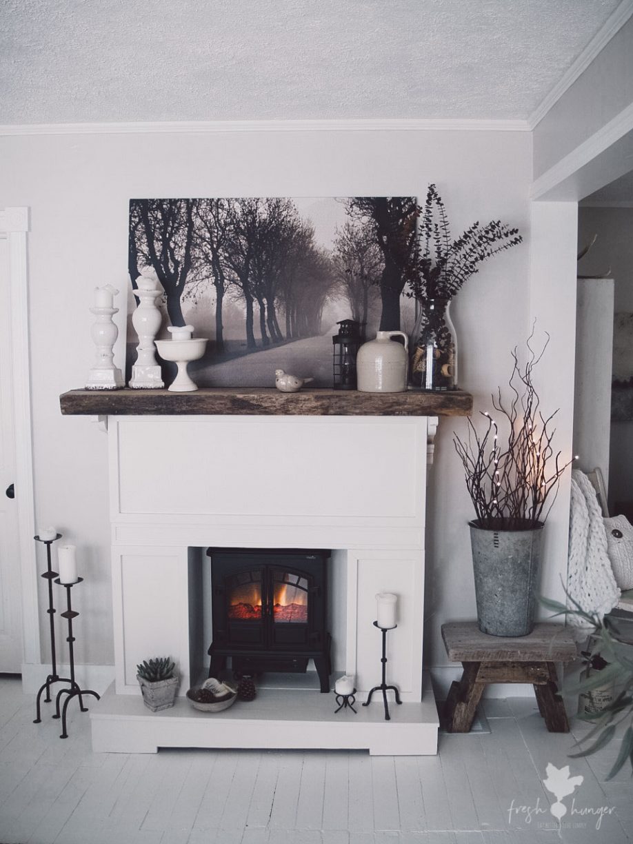 DIY Fireplace & Mantelpiece