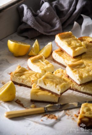 lemon curd cheesecake bars