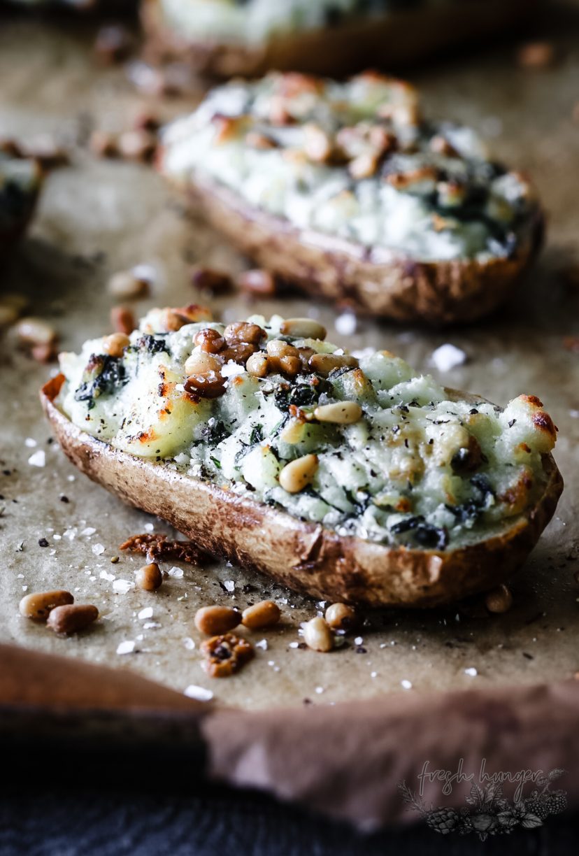 BLUE CHEESE & SPINACH STUFFED BAKED POTATOES